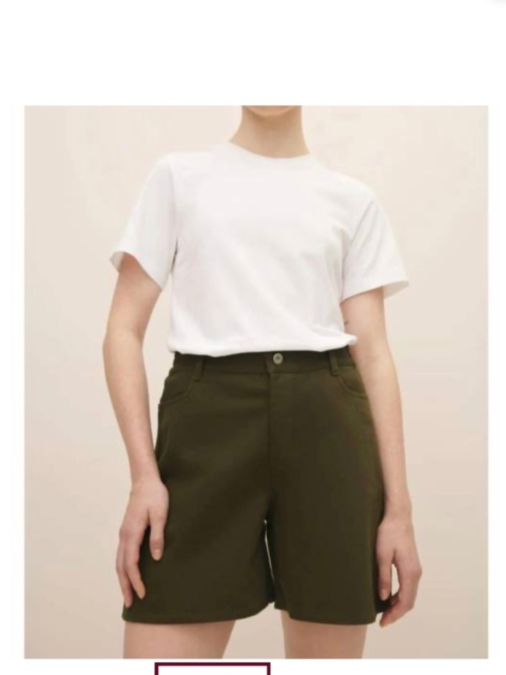 Kowtow khaki Eddy shorts, NWT, small